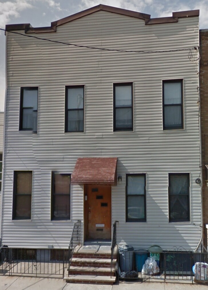 60-15 Palmetto St, Ridgewood, NY à vendre Photo principale– Image 1 sur 3