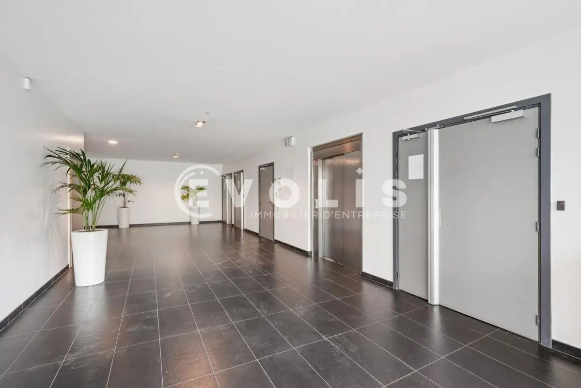 Bureau dans Créteil à louer Photo de l’immeuble– Image 1 sur 12