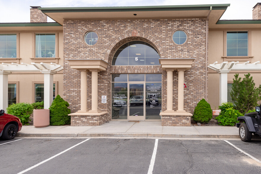 5 Pine Cone Rd, Dayton, NV à louer - Photo de l’immeuble – Image 3 sur 23