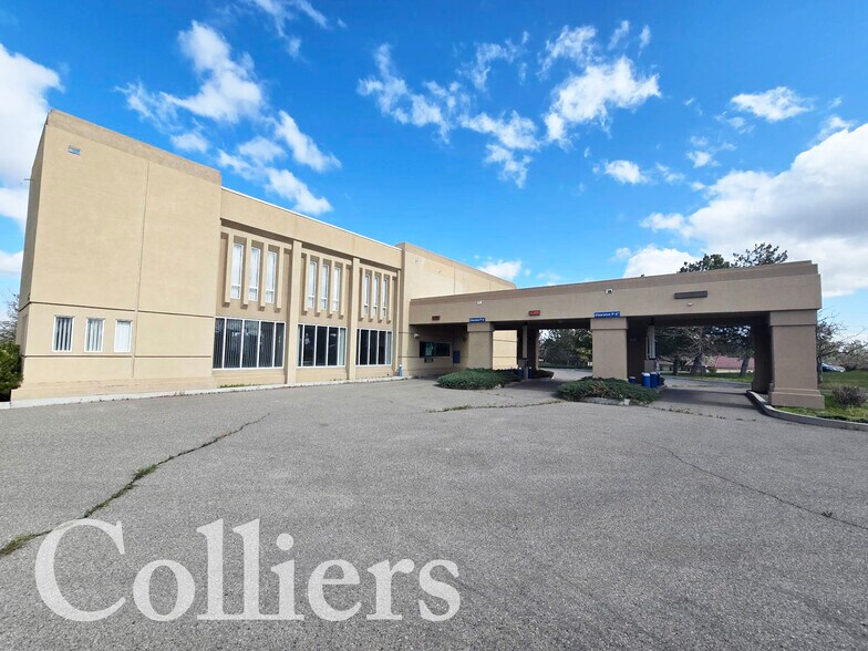 1715 Pole Line Rd E, Twin Falls, ID à louer - Photo de l’immeuble – Image 3 sur 15