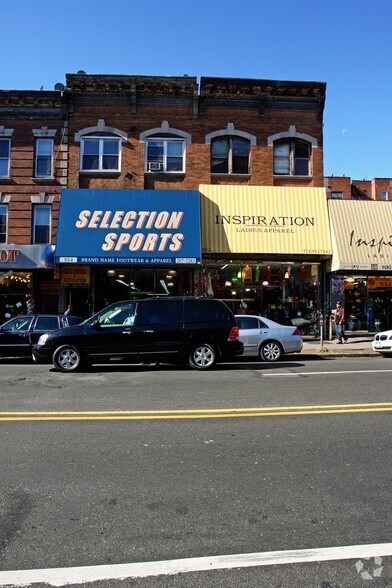 854 Flatbush Ave, Brooklyn, NY à louer - Photo de l’immeuble – Image 2 sur 2
