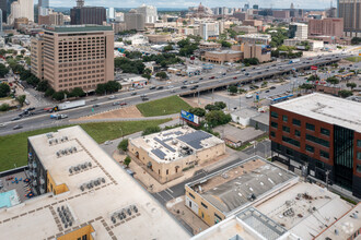 501 N Interstate 35, Austin, TX - VUE AÉRIENNE  vue de carte