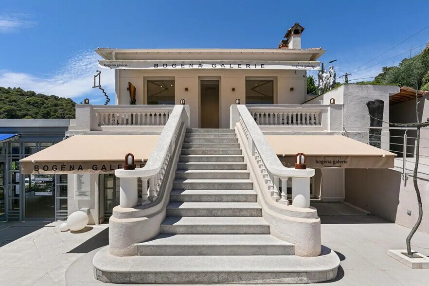 Local commercial dans Saint-Paul-de-Vence à vendre - Photo de l’immeuble – Image 1 sur 5