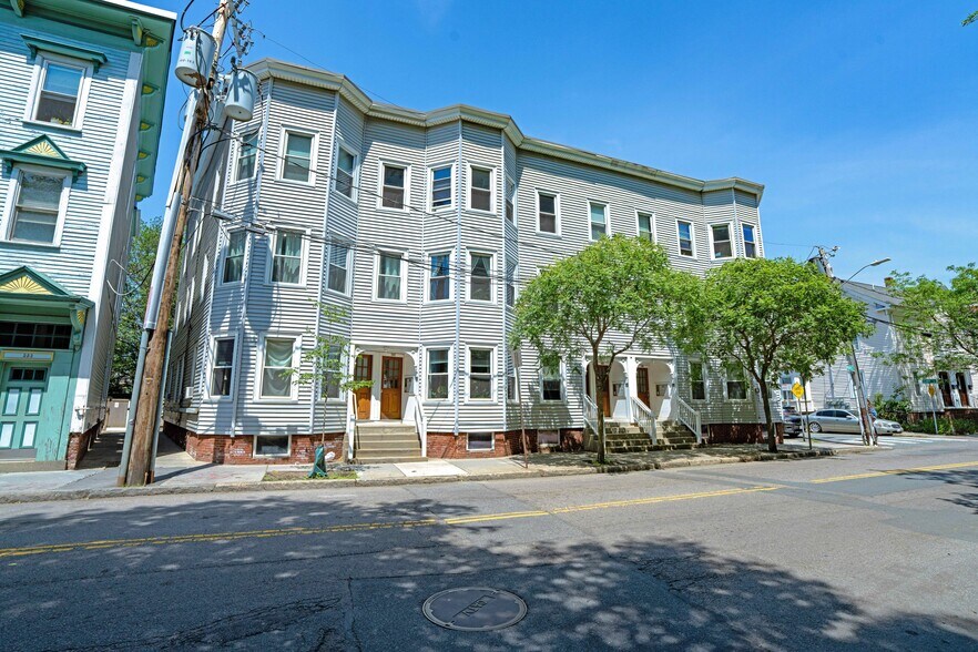 6-8 Clary St, Cambridge, MA à vendre - Photo de l’immeuble – Image 2 sur 18