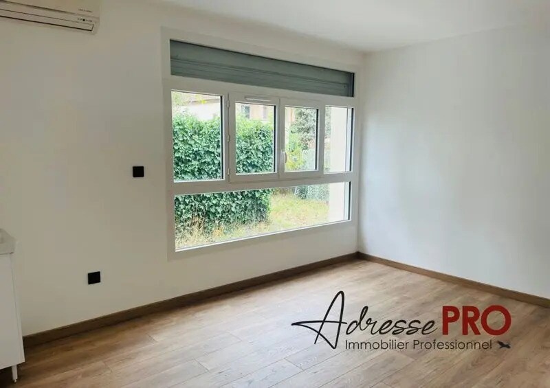 Local commercial dans Pessac à louer - Photo de l’immeuble – Image 1 sur 3