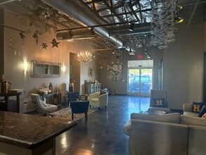 2065 E Windmill Ln, Las Vegas, NV à louer Photo intérieure– Image 1 sur 2
