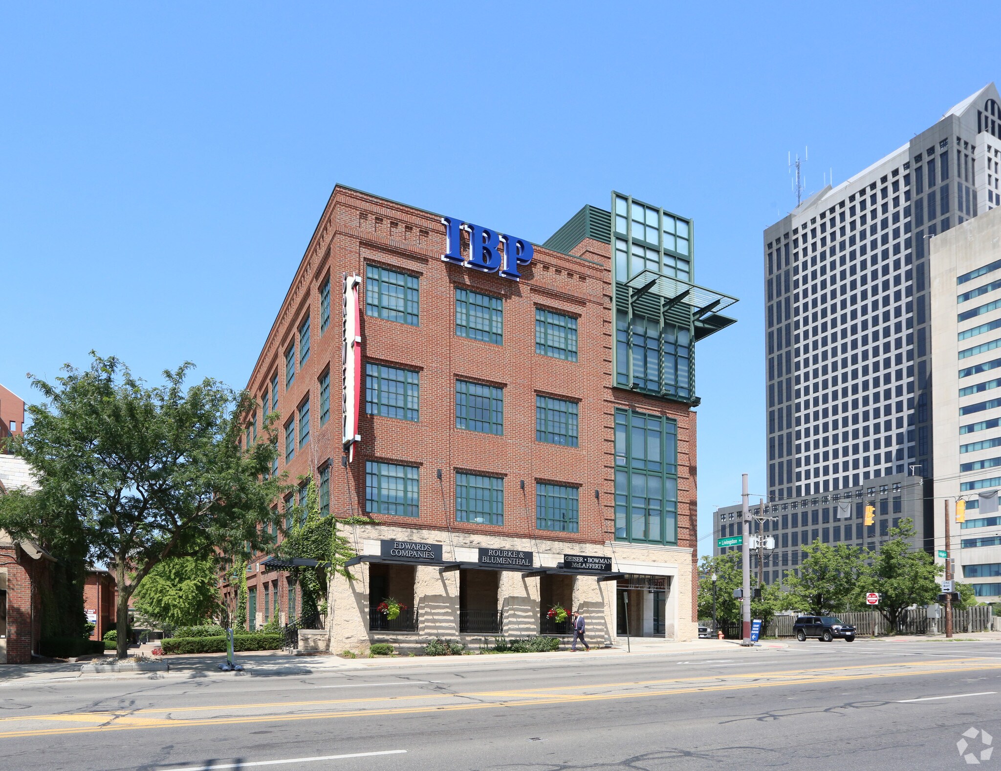 495 S High St, Columbus, OH à vendre Photo de l’immeuble– Image 1 sur 7