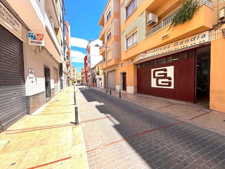 Local commercial dans València, Valencia à vendre - Photo de l’immeuble – Image 1 sur 13