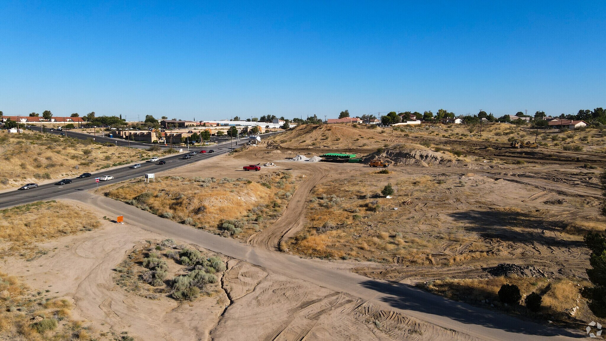 Hesperia Rd, Victorville, CA à vendre Photo principale– Image 1 sur 10