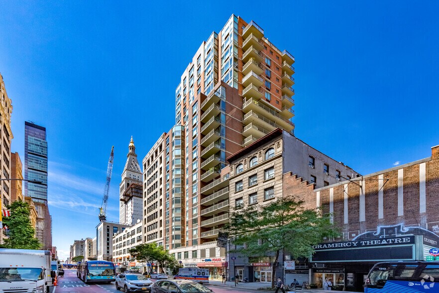 121 E 23rd St, New York, NY à louer - Photo principale – Image 1 sur 12