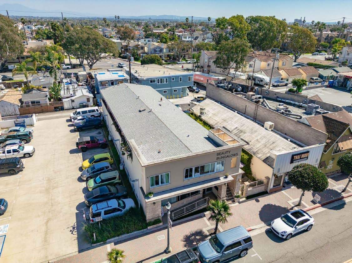 526 Main St, Huntington Beach, CA à vendre Photo principale– Image 1 sur 16