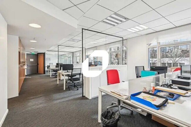 Plus de détails pour Bureau à louer