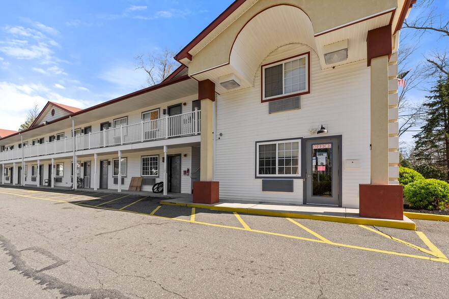739 S 2nd Ave, Galloway, NJ à vendre - Photo de l’immeuble – Image 3 sur 15