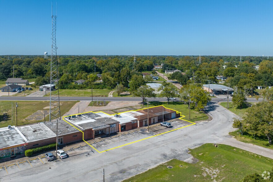 322 Laurel St, La Marque, TX à vendre - Photo principale – Image 1 sur 85