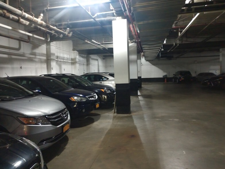 346 Coney Island Ave, Brooklyn, NY à vendre - Photo intérieure – Image 2 sur 5