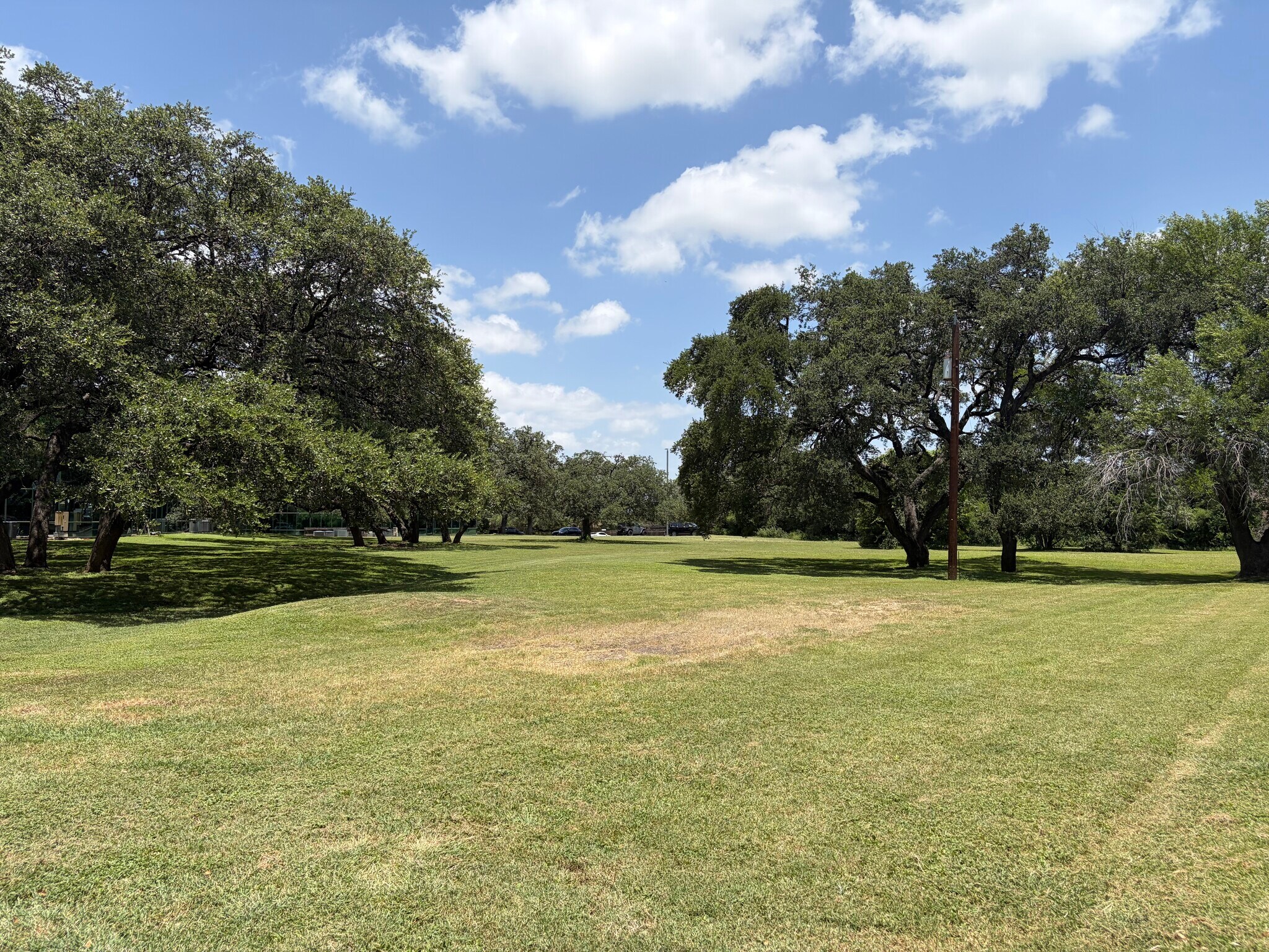 4242 Medical Dr, San Antonio, TX à vendre Photo de l’immeuble– Image 1 sur 5