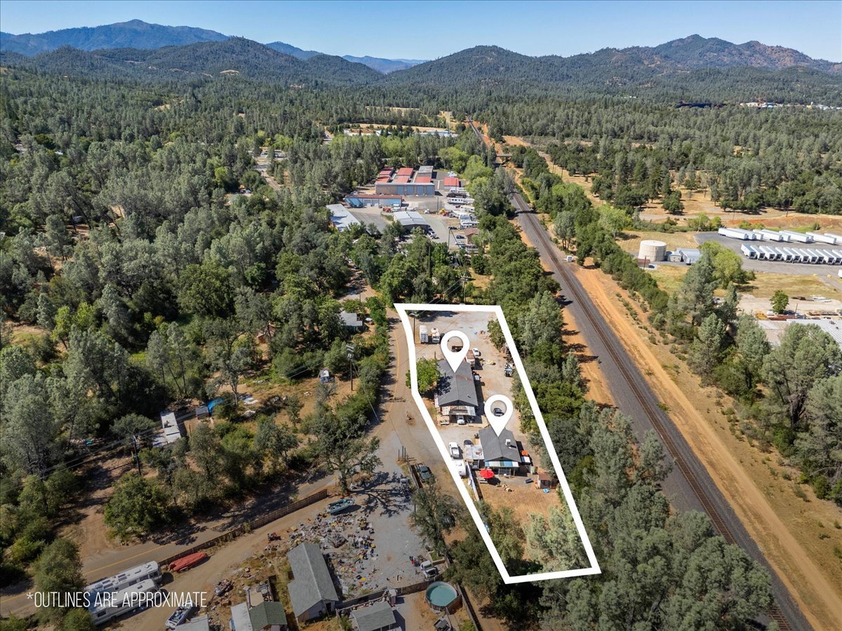 12759 Newtown Rd, Redding, CA à vendre Aérien– Image 1 sur 13