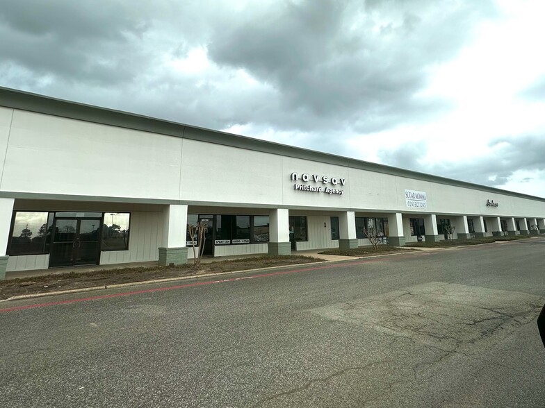 2825 Nall St, Port Neches, TX à louer - Photo de l’immeuble – Image 3 sur 6