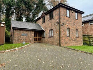 Plus de détails pour 150 West Wycombe Rd, High Wycombe - Bureau à louer