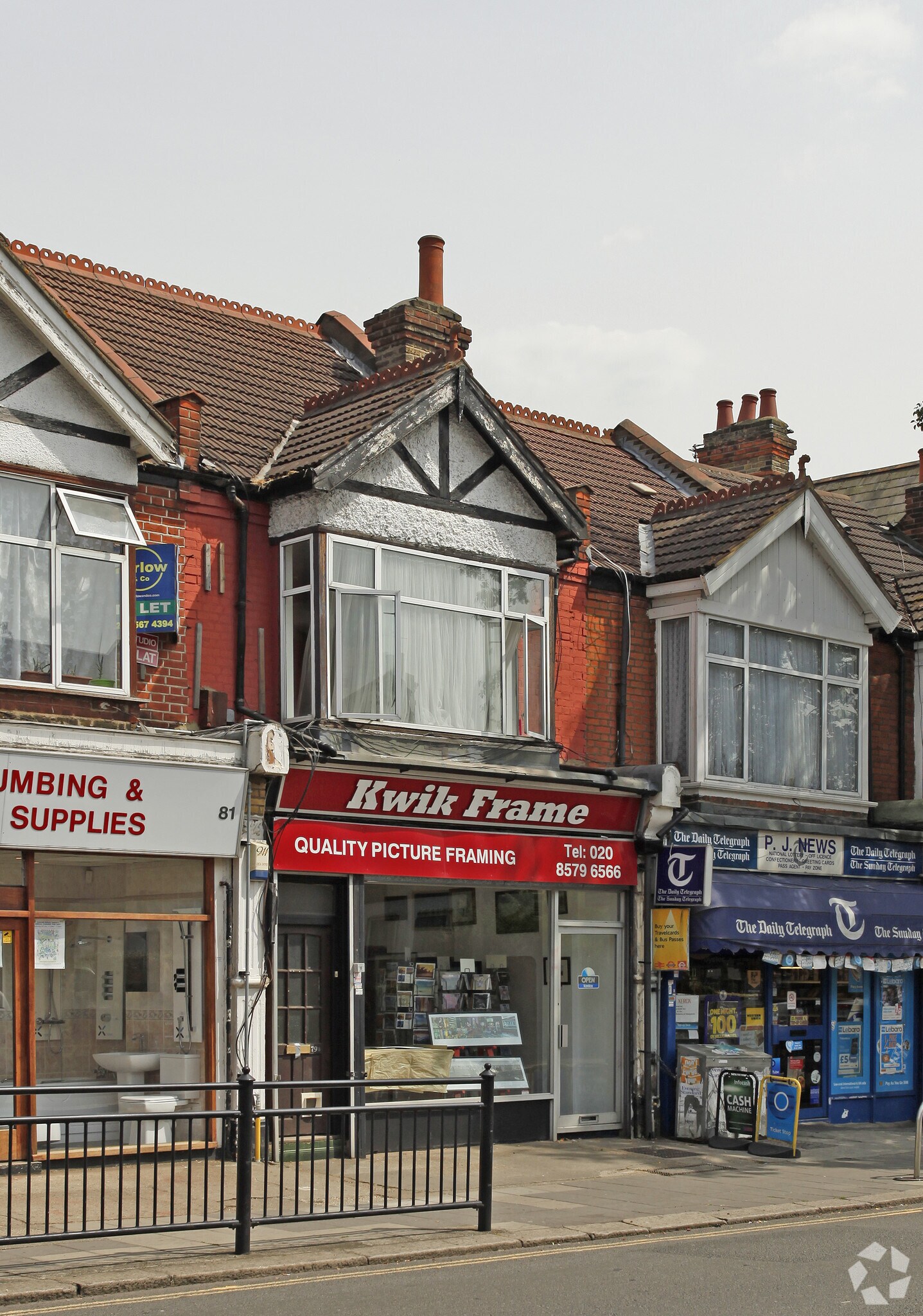 79 Greenford Ave, Londres à louer Photo principale– Image 1 sur 3