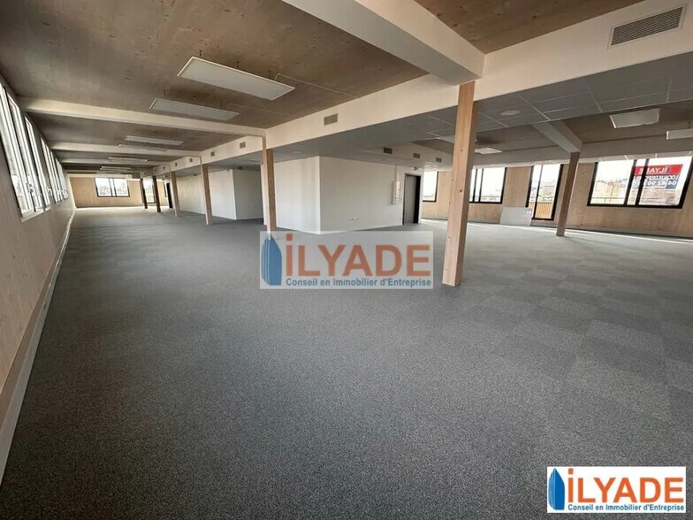 10 Place Bougainville, Marseille à louer - Photo intérieure – Image 3 sur 7