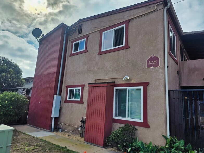 165 20th St, San Diego, CA à vendre - Photo de l’immeuble – Image 3 sur 6