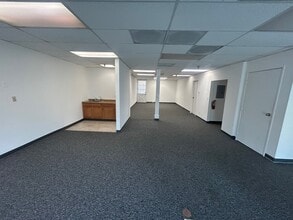 105 W Torrance Blvd, Redondo Beach, CA à louer Photo intérieure– Image 2 sur 4