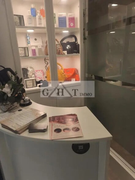 Local commercial dans Le Cannet à louer - Photo intérieure – Image 3 sur 6