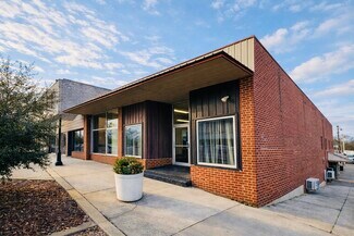 Plus de détails pour 102-104 Main St, Mccomb, MS - Local commercial à vendre
