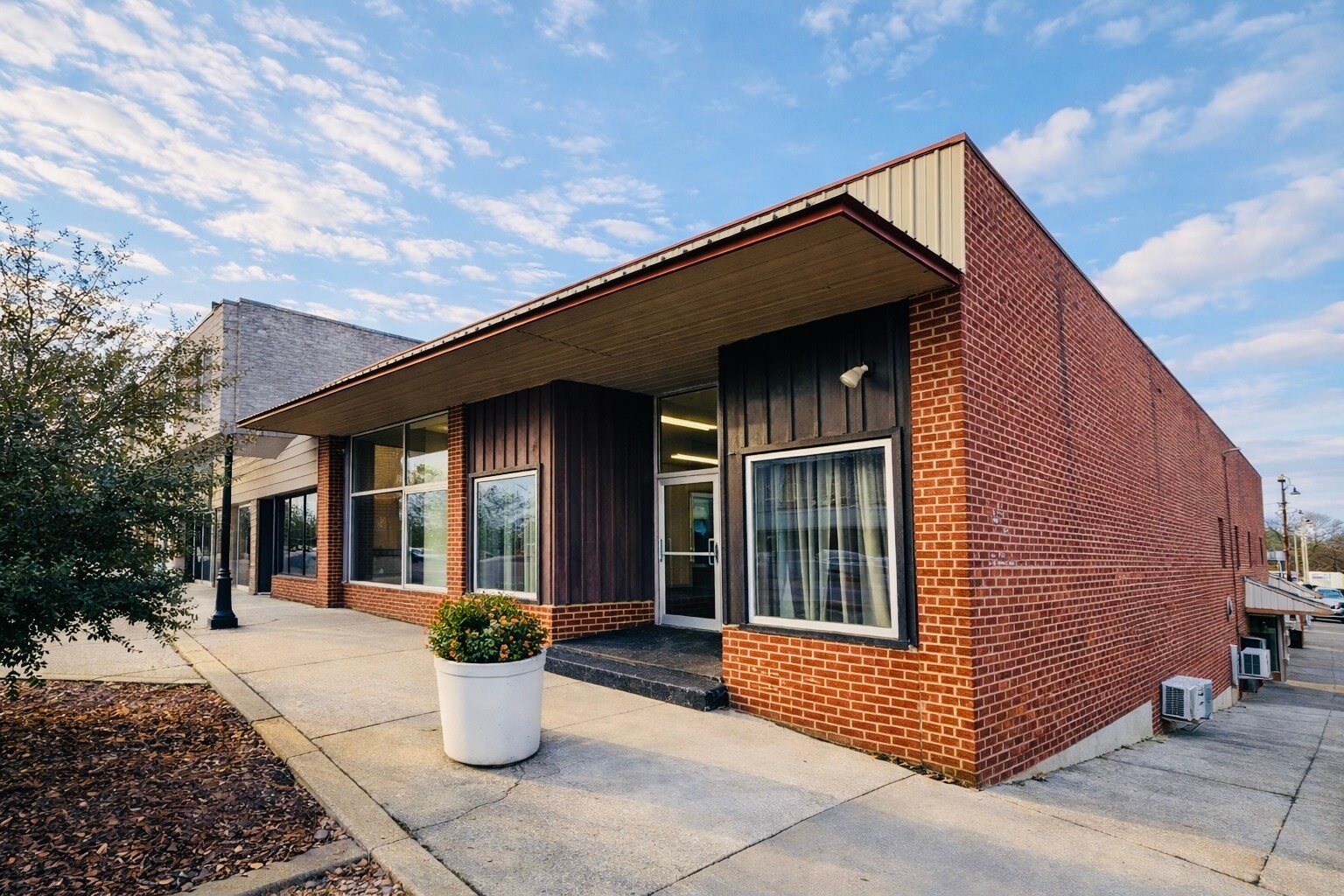 102-104 Main St, Mccomb, MS à vendre Photo principale– Image 1 sur 16