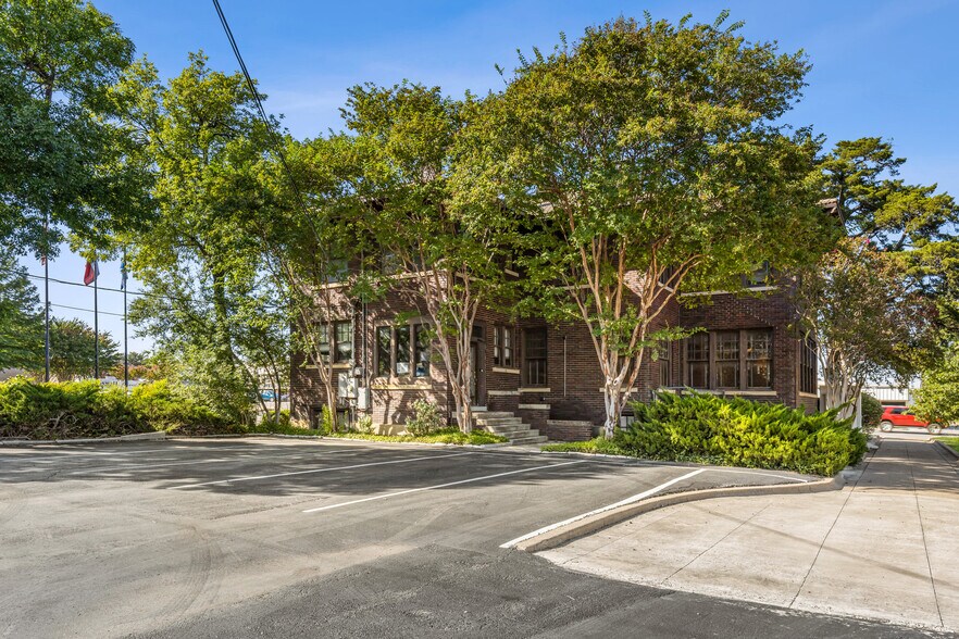 1119 Pennsylvania Ave, Fort Worth, TX à vendre - Photo de l’immeuble – Image 3 sur 27