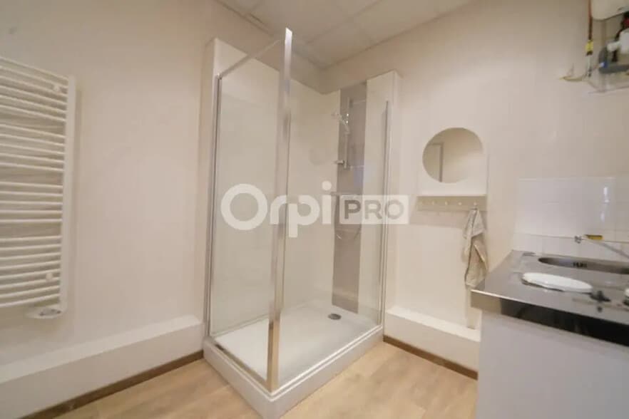 Bureau dans Lozanne à louer - Photo intérieure – Image 2 sur 6