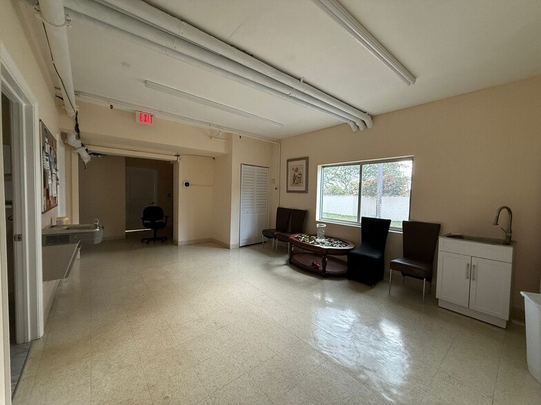 3415 S Federal Hwy, Delray Beach, FL à louer - Photo de l’immeuble – Image 3 sur 8