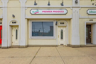 520-532 S York St, Elmhurst, IL à louer Photo intérieure– Image 1 sur 1