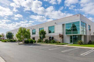 Plus de détails pour 111 S Rice Ave, Oxnard, CA - Industriel/Logistique à louer