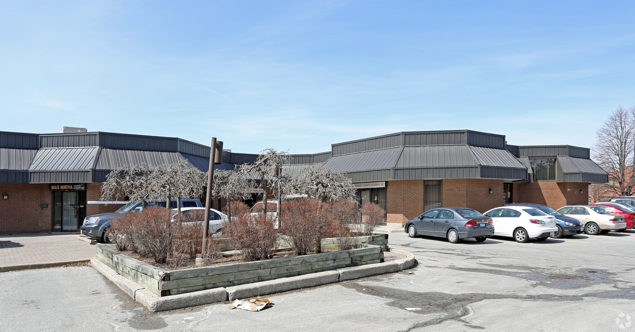 1001 Denison St, Markham, ON à louer Photo principale– Image 1 sur 10