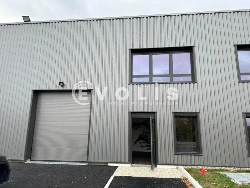 225 Avenue Des Marronniers, Bourgoin-Jallieu à vendre Photo de l’immeuble– Image 1 sur 22