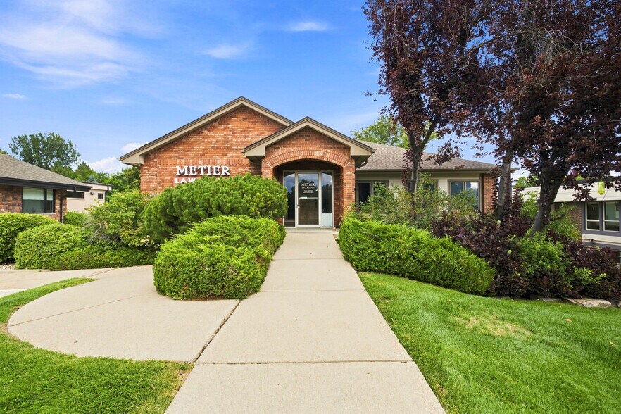 4828 S College Ave, Fort Collins, CO à vendre - Photo de l’immeuble – Image 1 sur 23