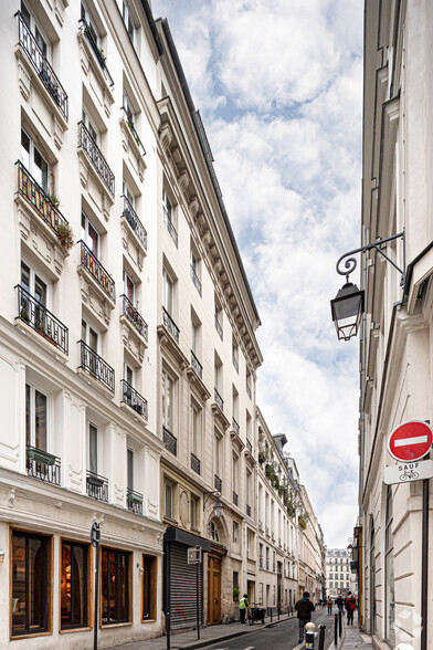 12 Rue Du Sentier, Paris à louer - Photo de l’immeuble – Image 2 sur 4