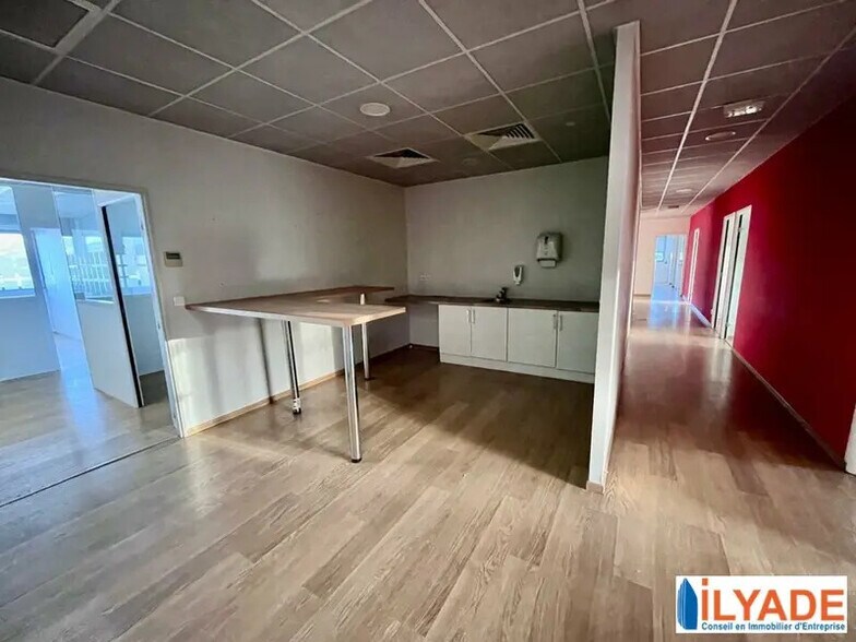 165 Avenue Du Marin Blanc, Aubagne à louer - Photo intérieure – Image 2 sur 7