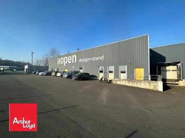 Local d’activités dans Gellainville à louer - Photo de l’immeuble – Image 2 sur 4