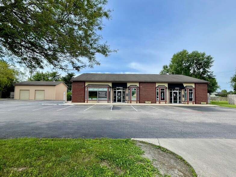 3633 25th St, Columbus, IN à vendre - Photo de l’immeuble – Image 1 sur 14