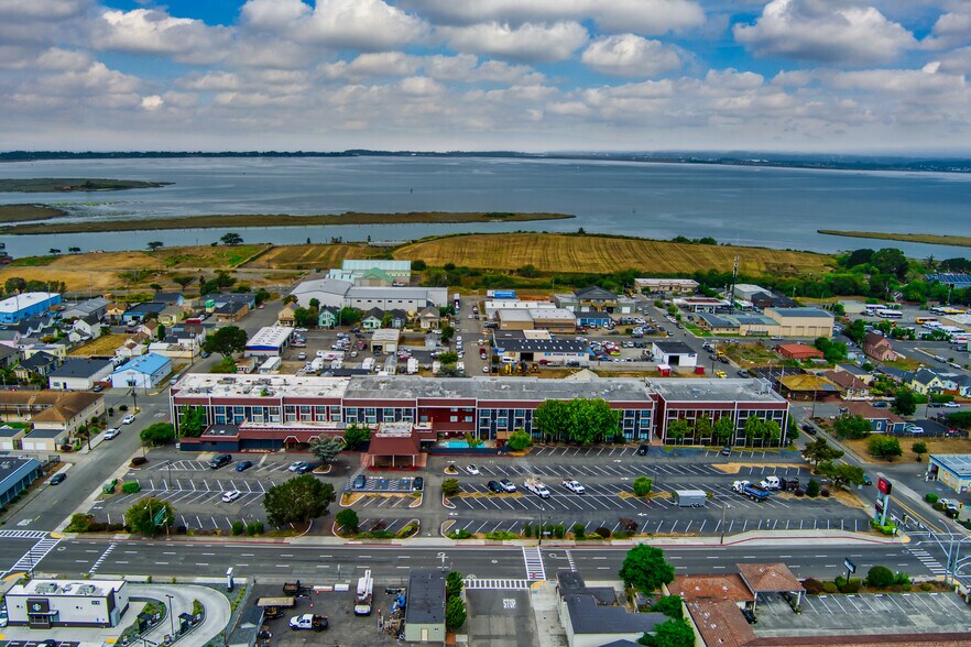 1929 4th St, Eureka, CA à vendre - Photo de l’immeuble – Image 2 sur 49