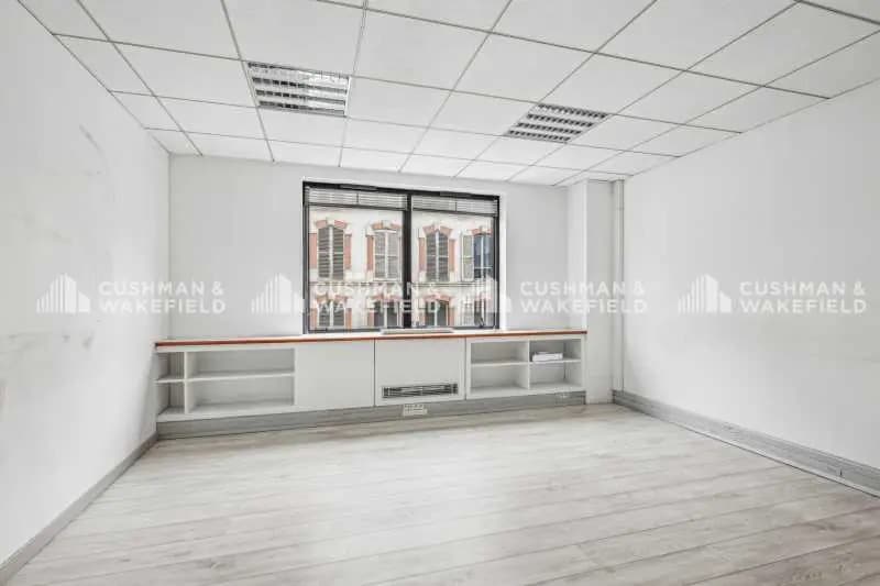 38-42 Rue Galliéni, Asnières-sur-Seine à louer - Photo de l’immeuble – Image 3 sur 8