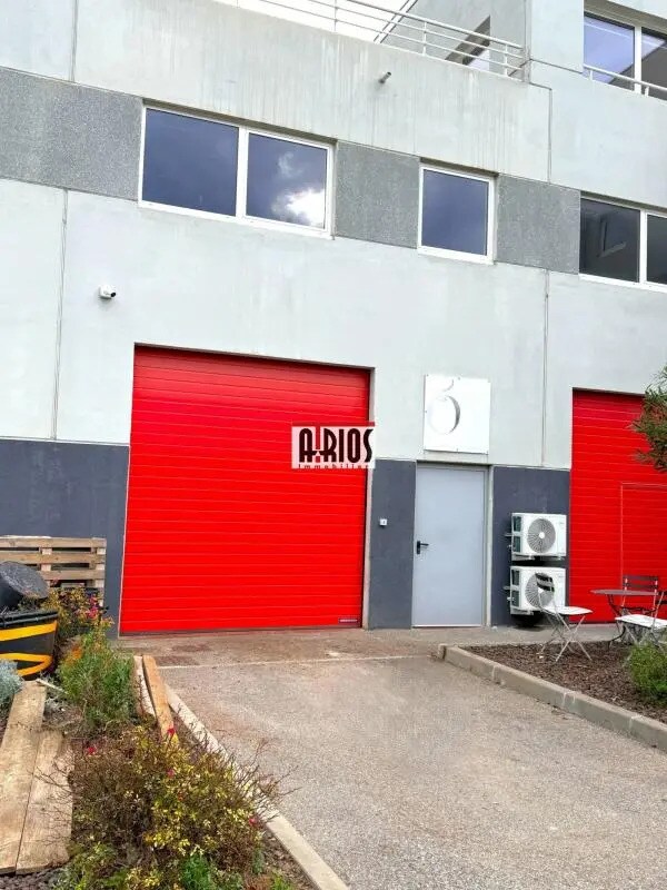 Plus de détails pour Industriel/Logistique à louer