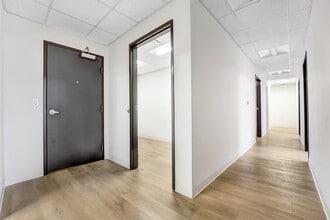 11600 Wilshire Blvd, Los Angeles, CA à louer Photo intérieure– Image 1 sur 4
