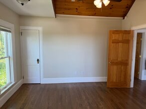 54 N Broadway, Tarrytown, NY à louer Photo intérieure– Image 1 sur 2