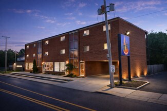 Plus de détails pour 2421-2425 Washington St, Waukegan, IL - Bureau/Local commercial à louer