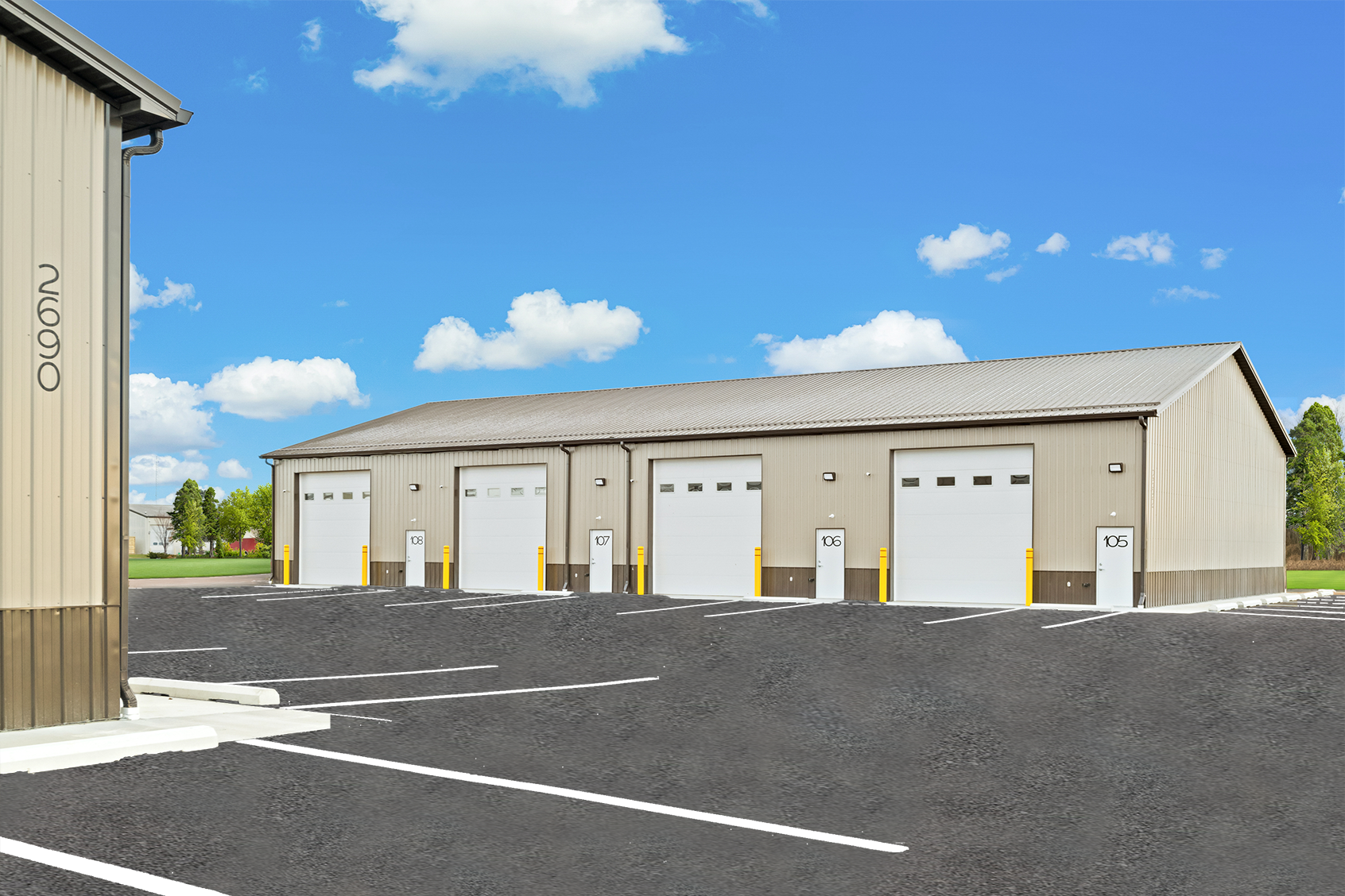 2690 Grissom st, Columbus, IN à louer Photo de l’immeuble– Image 1 sur 15