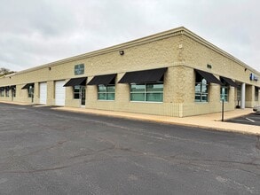 9950 Alpine Rd, Machesney Park, IL à louer Photo intérieure– Image 1 sur 11